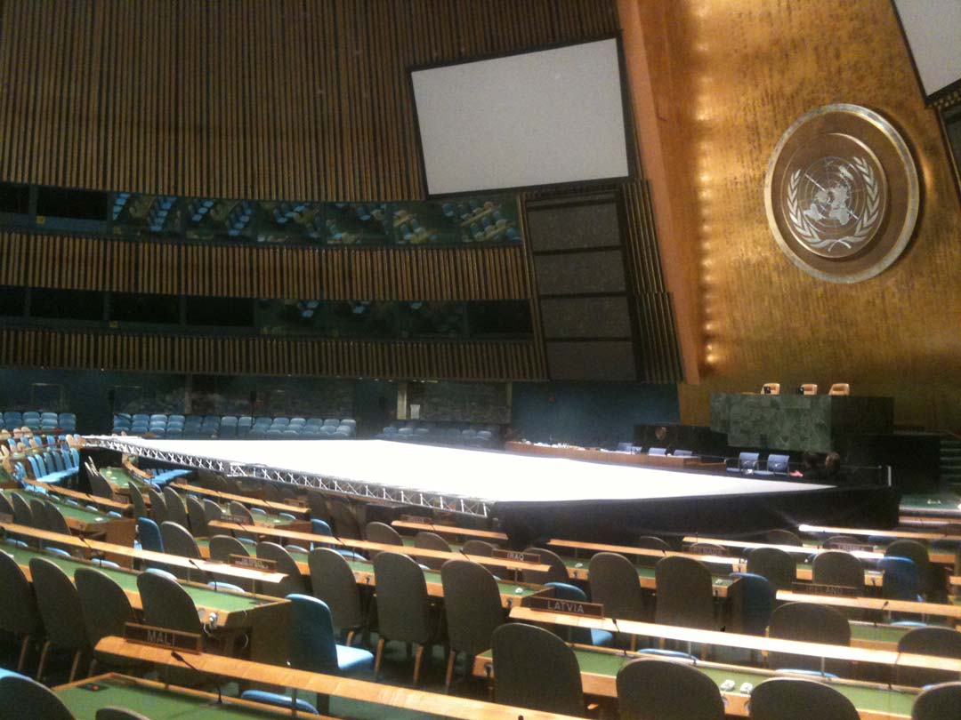 theatre screen at the United Nations being installed for event
